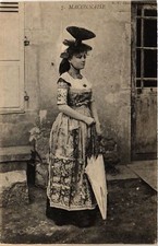 CPA AK Folklore - Maconnaise (699126)