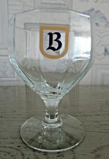 Verre à pied Bière Brugs / Verre 25 cl à douze facettes Hauteur 12,5 cm