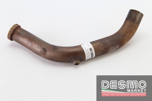Vertical exhaust collector