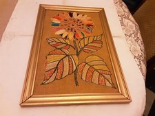 TABLEAU FLEUR TOURNESOL BRODERIE SUR TOILE DE JUTE  ARTISANAT