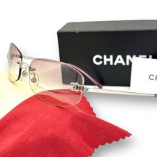Lunettes de soleil CHANEL 4002