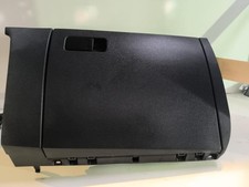Boite a gants VOLKSWAGEN POLO