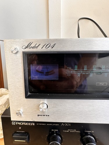 Marantz tuner model 104 - model,