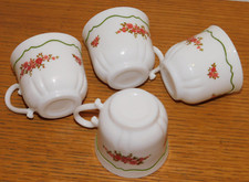 vintage LOT 4 TASSE ARCOPAL