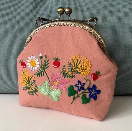 Sac brodé floral rose - brodé,
