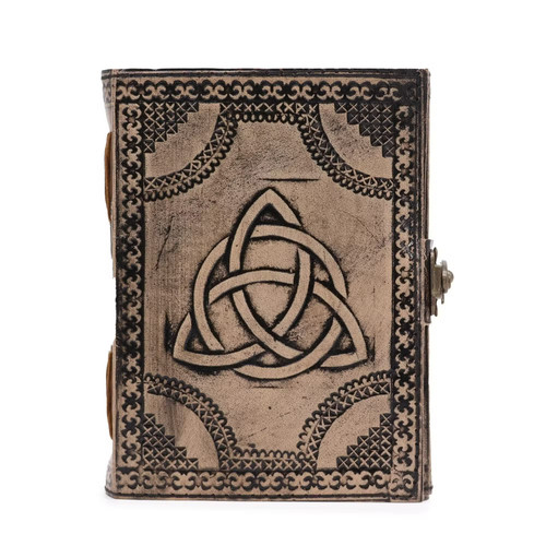 Livre des ombres - ombres, triquetra