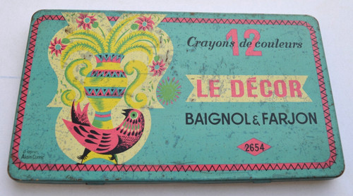 Boîte métallique le - métallique, →