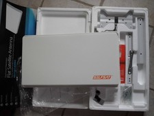 Antenne satellite SELFSAT-H30D4  4 sorties  Etat neuf