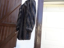 veste en fourrure de ragondin de fourreur