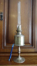 ANCIENNE LAMPE à PETROLE en