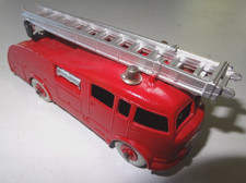 DINKY CAMION FOURGON POMPIERS