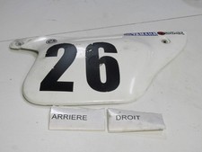 Plastique arrière droit
