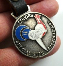 Ancien porte clé COOPAS Spécialités Sports Loisir Camping Plein Air  27 Louviers