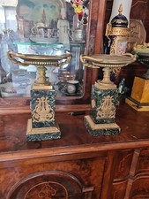 Paire De Cassolettes En Bronze