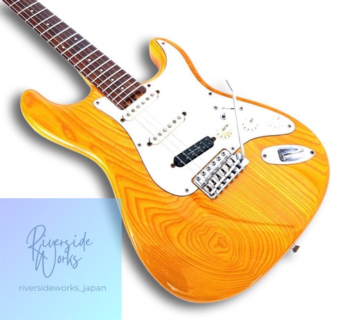 Rare guitare électrique - , blade