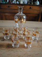 BEL ENSEMBLE - CETTE CARAFE ET CES 8 VERRES A LIQUEUR VINTAGE - ANNEES 1950/1970