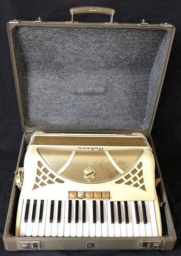 Accordéon hohner lucia - hohner, ii