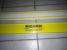Réglette adhésive ricard