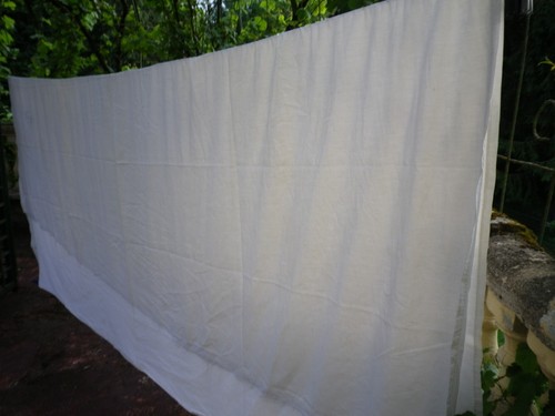 Grand drap métis et - un,