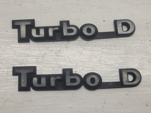Monogramme turbo aile avant - d,