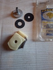 Verrou de vitre coté droit