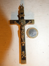 CRUCIFIX  MURAL LAITON T BOIS