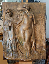 Bas-relief d'atelier en