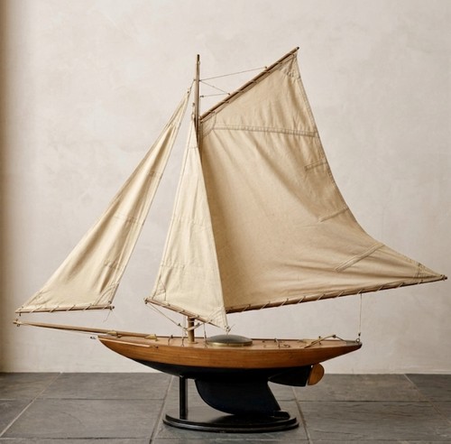 Vintage wooden pond yacht - wooden,