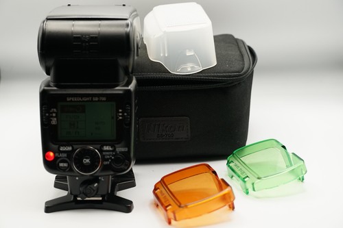 Nikon 700 speedlight ex - sb-700,