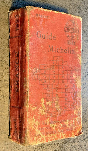 Michelin guide red - guide,