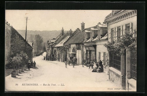 Cpa rethondes rue - du,