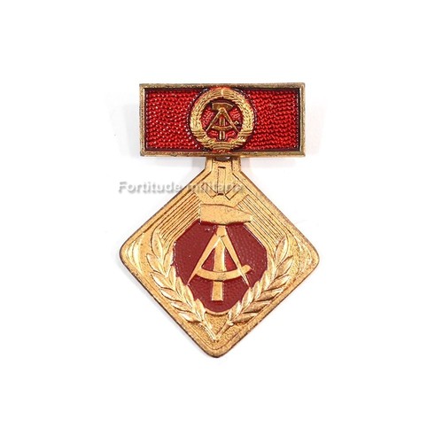Médaille travail ddr nva - du,