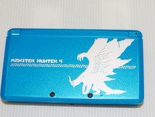 Console Nintendo 3DS LL Monster Hunter 4 Hunter Pack édition limitée utilisée...
