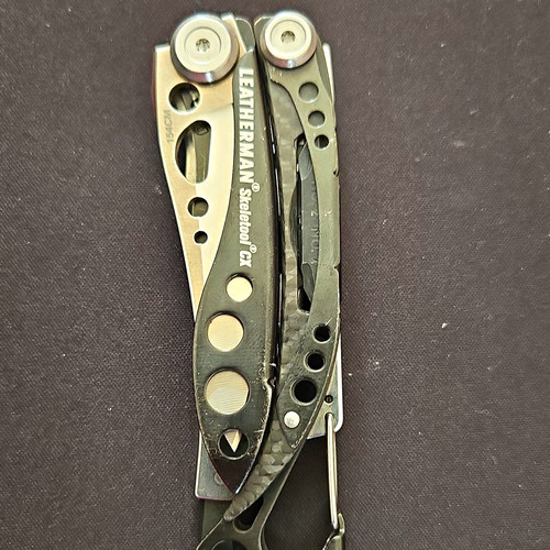 Leatherman skeletool - leatherman,