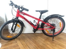 Vélo Enfant-  TREK WAHOO - 8 Vitesse - 20 pouces - leger