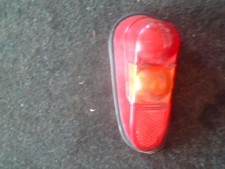 Cabochon arriere gauche