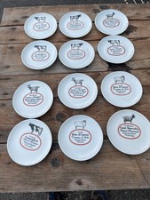 Série de 12 assiettes en