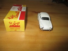 Voitures miniatures 1/43 Renault DAUPHINE blanche Les jouets solido 