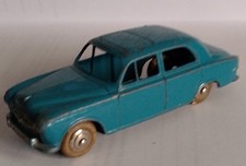 véhicule miniature DINKY TOYS  MECANO FRANCE PEUGEOT 403 BERLINE