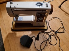 Vds machine à coudre complète Privileg 485