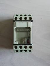 Deux relais télémecanique