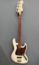 Guitare basse électrique