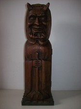 Ancien et rare coffret anthropomorphe des années 50-60 en bois pour bouteille