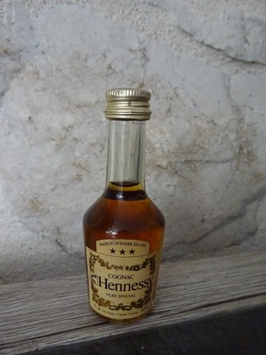 Mignonnette bouteille hennessy - mignonnette,