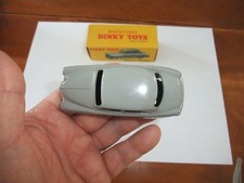ETAT  NEUF   DINKY   FRANCE  24 U:  SIMCA  9  ARONDE  .  +  BELLE     BOITE   .