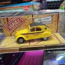 NOREV  : Voiture Citroen 2 CV  jaune AZLM  de 1958 "Aéroport de  Paris"en boîte