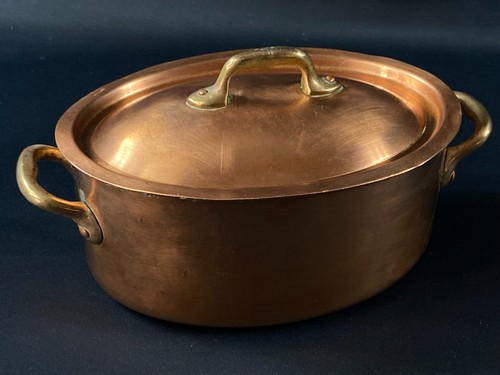 Cocotte ovale française - , en