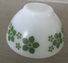 Bol Arcopal à décor de