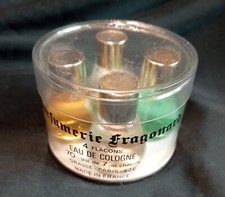 Boite de 4 miniatures eau de