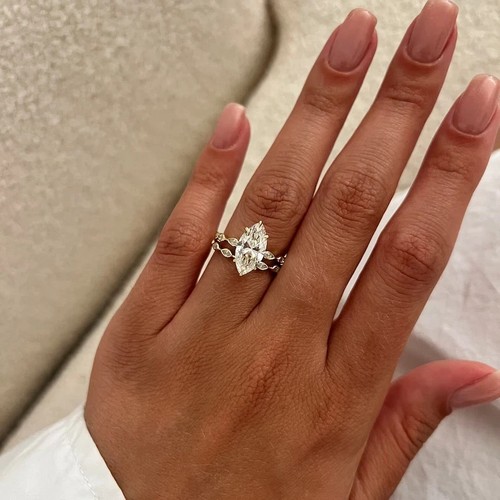 Bague sertie diamants - bague, de